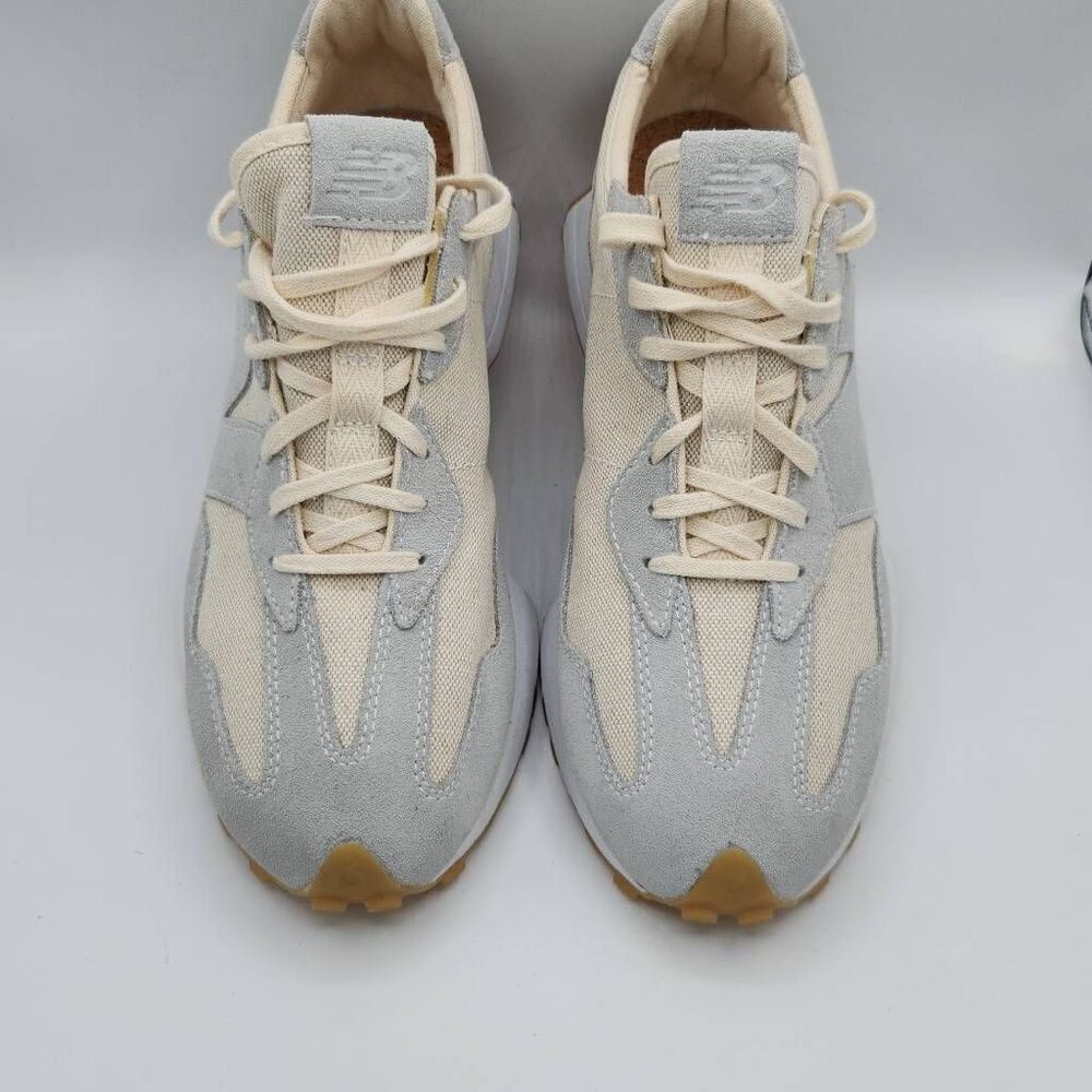 New Balance Women’s 327 Nimbus Cloud Beige Suede Sneakers Gum Sole Size 12 - Picture 9 of 9